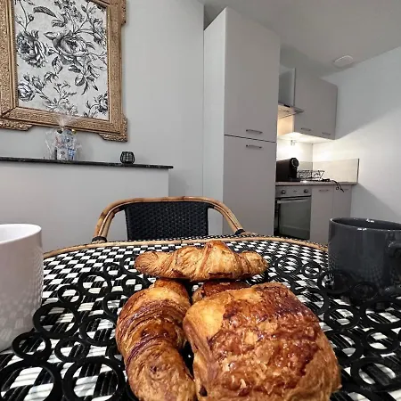 De Charme 30m², Centre Historique De Moulins, 2 Lits Jumelables, équipé, Proche Commodités - Fr-1-489-472 Appartement