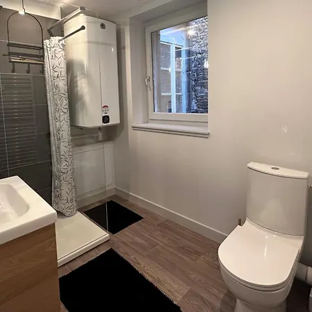 De Charme 30m², Centre Historique De Moulins, 2 Lits Jumelables, équipé, Proche Commodités - Fr-1-489-472